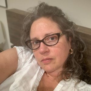 Meet your Posher, Alison